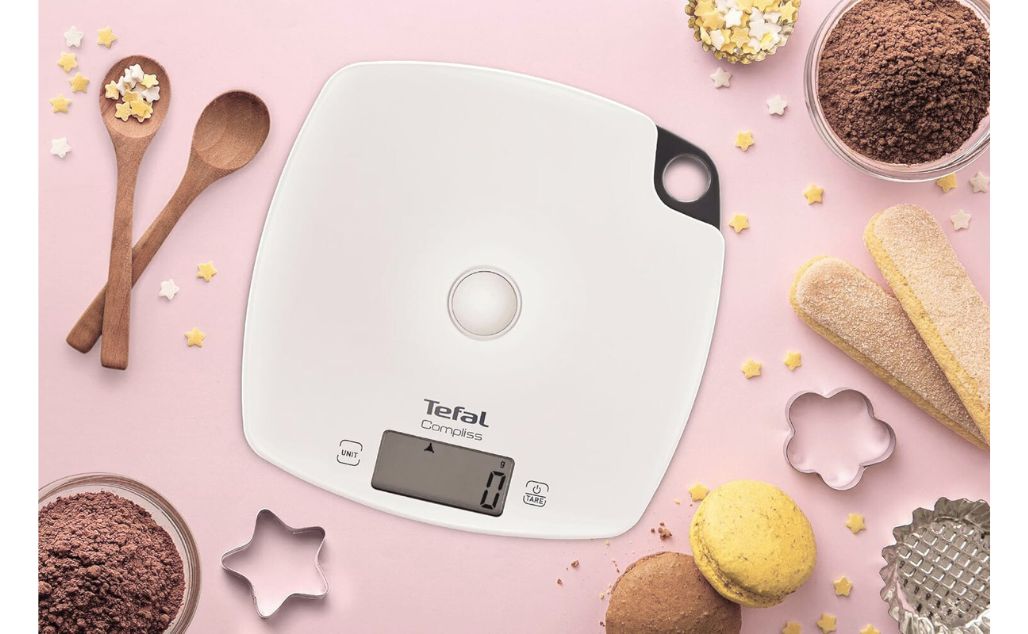 ترازوی آشپزخانه  برند Tefal Complissمدل BC1000V0 با دقت 5 کیلوگرمی