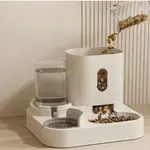 ظرف غذای اتوماتیک سگ و گربه با فواره آب نمای رو به رو